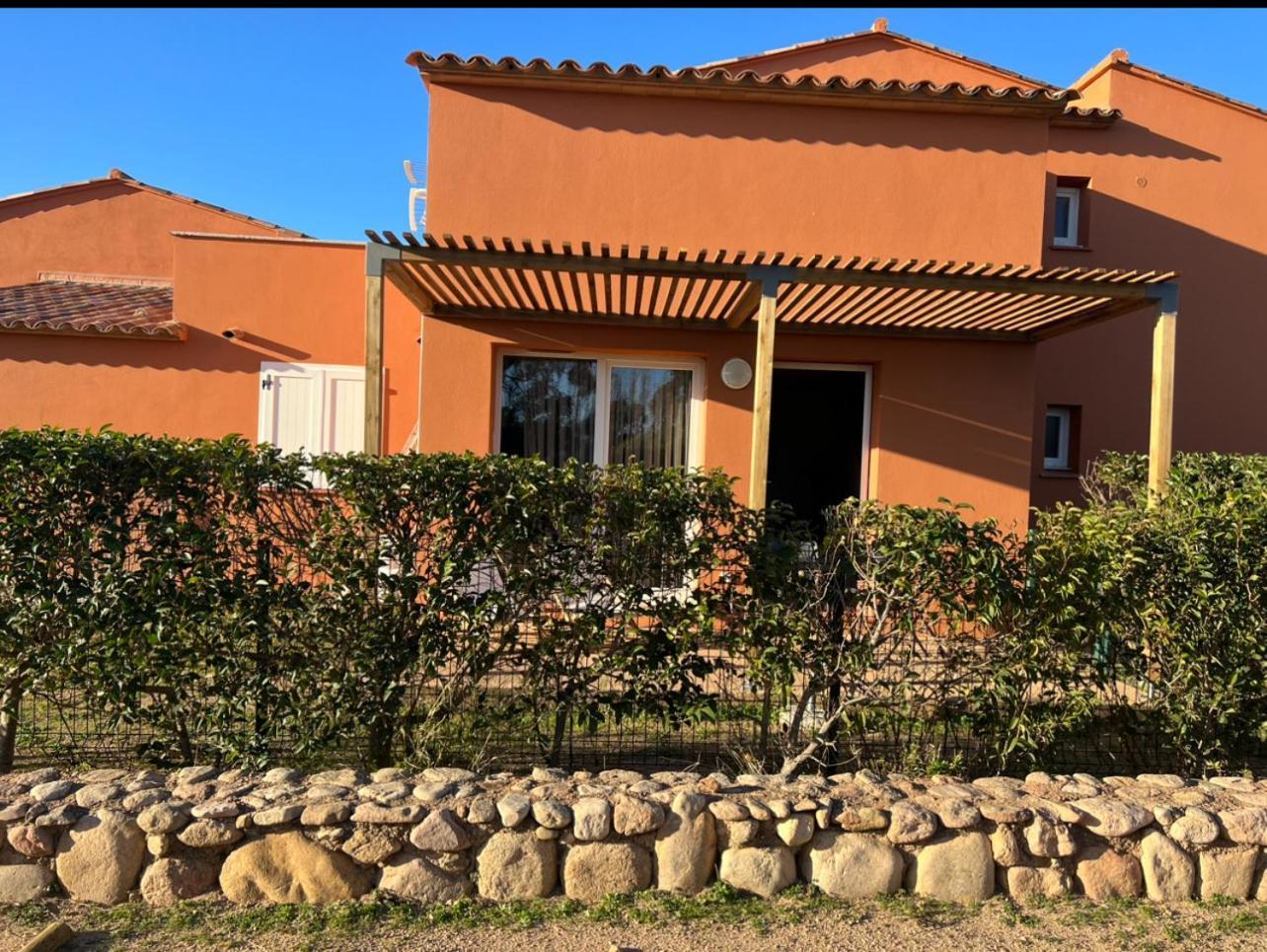 Residence Hoteliere Les Hameaux De Saint Cyprien Appartement 2 Chambres Lecci Buitenkant foto